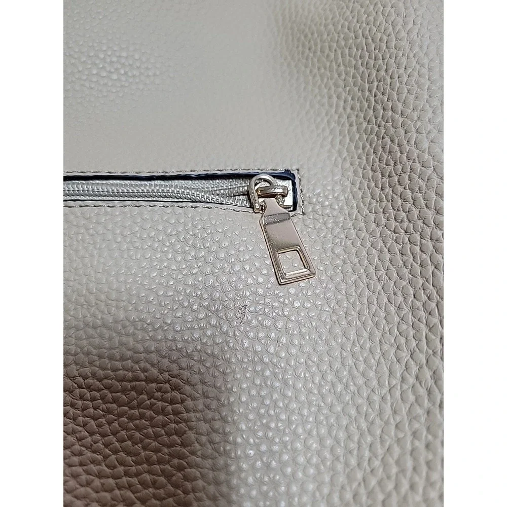 Unbranded sophisticated hobo